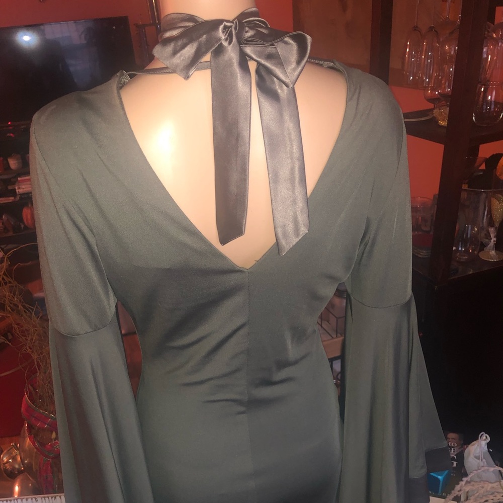 Green Bondage Dress - Picture 4 of 4